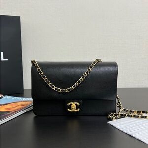 CHANEL Black Caviar Leather Shoulder Bag with Gold Chain